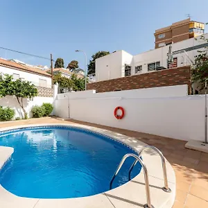 https://malagasuite-costa-sol-oasis.hotelsinnerja.org