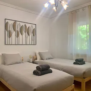 https://comfortable-and-centric-apartment.sansebastianhotels.net